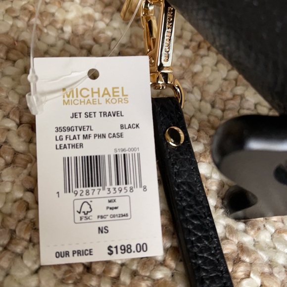 Michael Kors Jet Set Travel LG Flat MF Phone Case - Picture 8 of 15